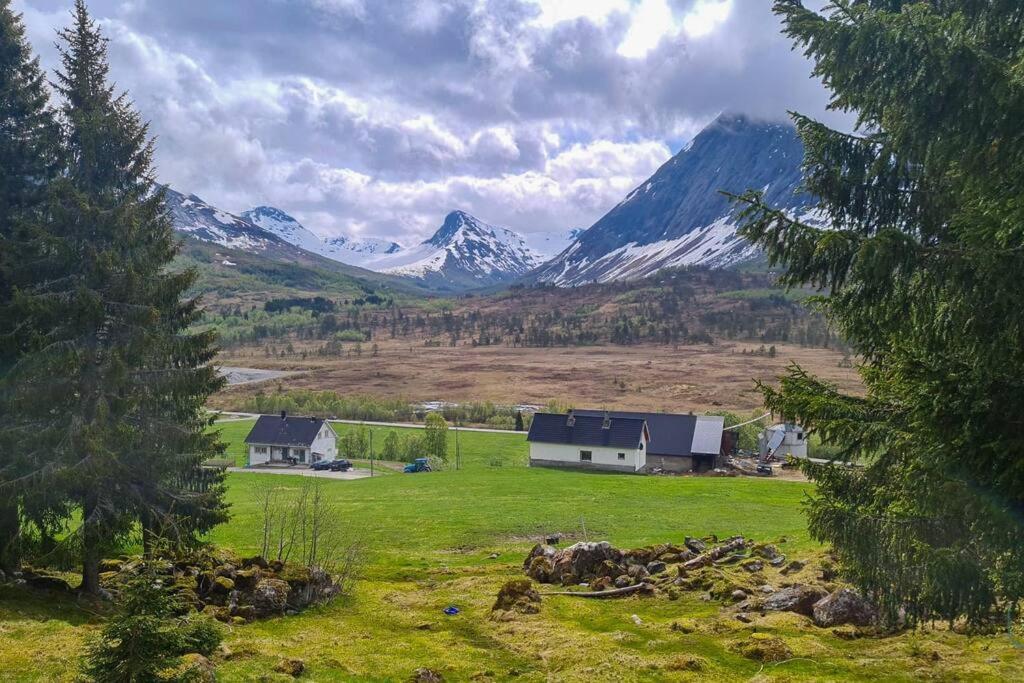 Holiday Home Among The Pearls Of Norway Stranda  Εξωτερικό φωτογραφία